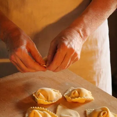 Agriturismo Il Castagnolino Farm stay San Gimignano